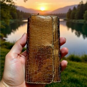 Gold Textured leather Wallet